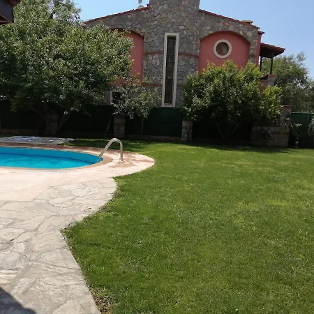 Oeluedeniz Luxurlifevillas 9 *